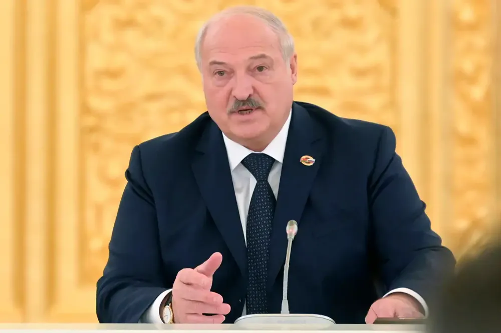 Lukaşenko: Sınırlarımızda NATO