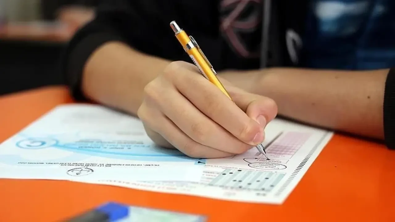 Bursluluk sınavı için geri sayım başladı! İOKBS 2025 bursluluk sınavı ne zaman yapılacak, sonuçlar hangi tarihte açıklanacak? 1