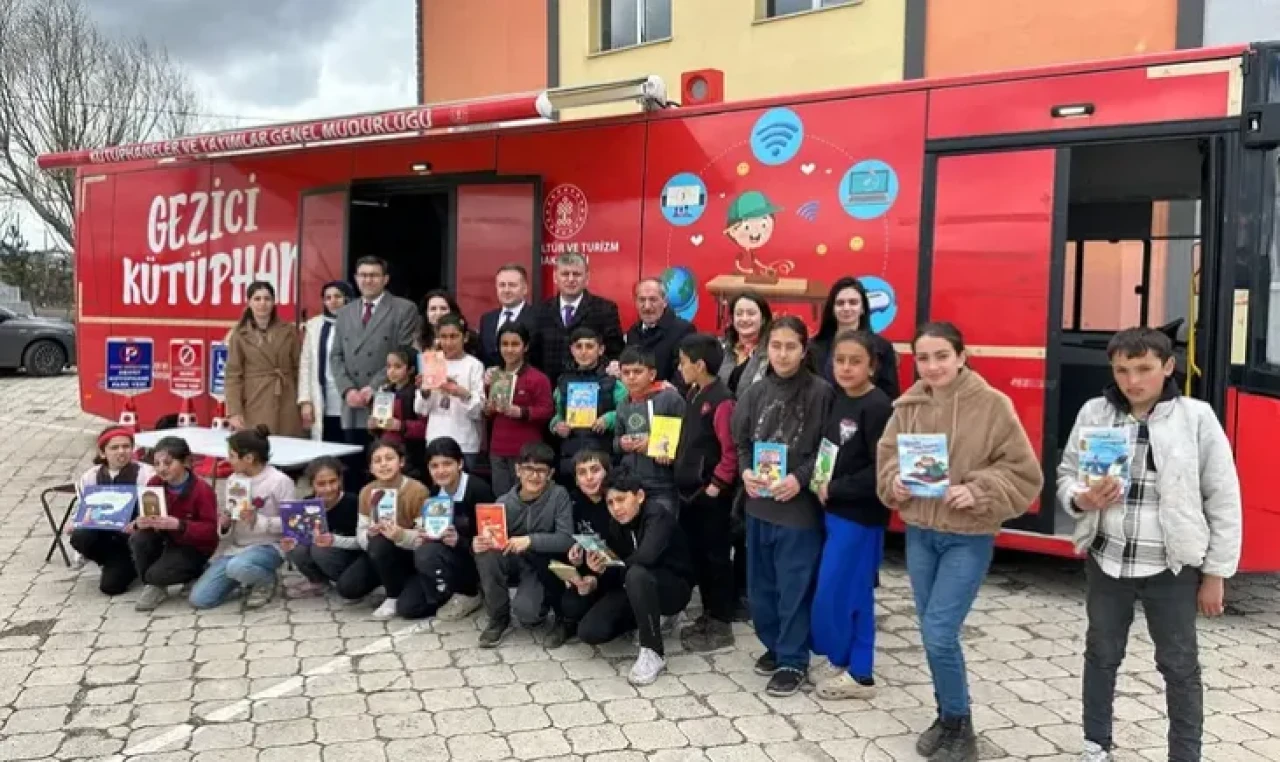 Ambulans uçak, Ağrı’daki bebek ve kalp hastası asker için havalandı
