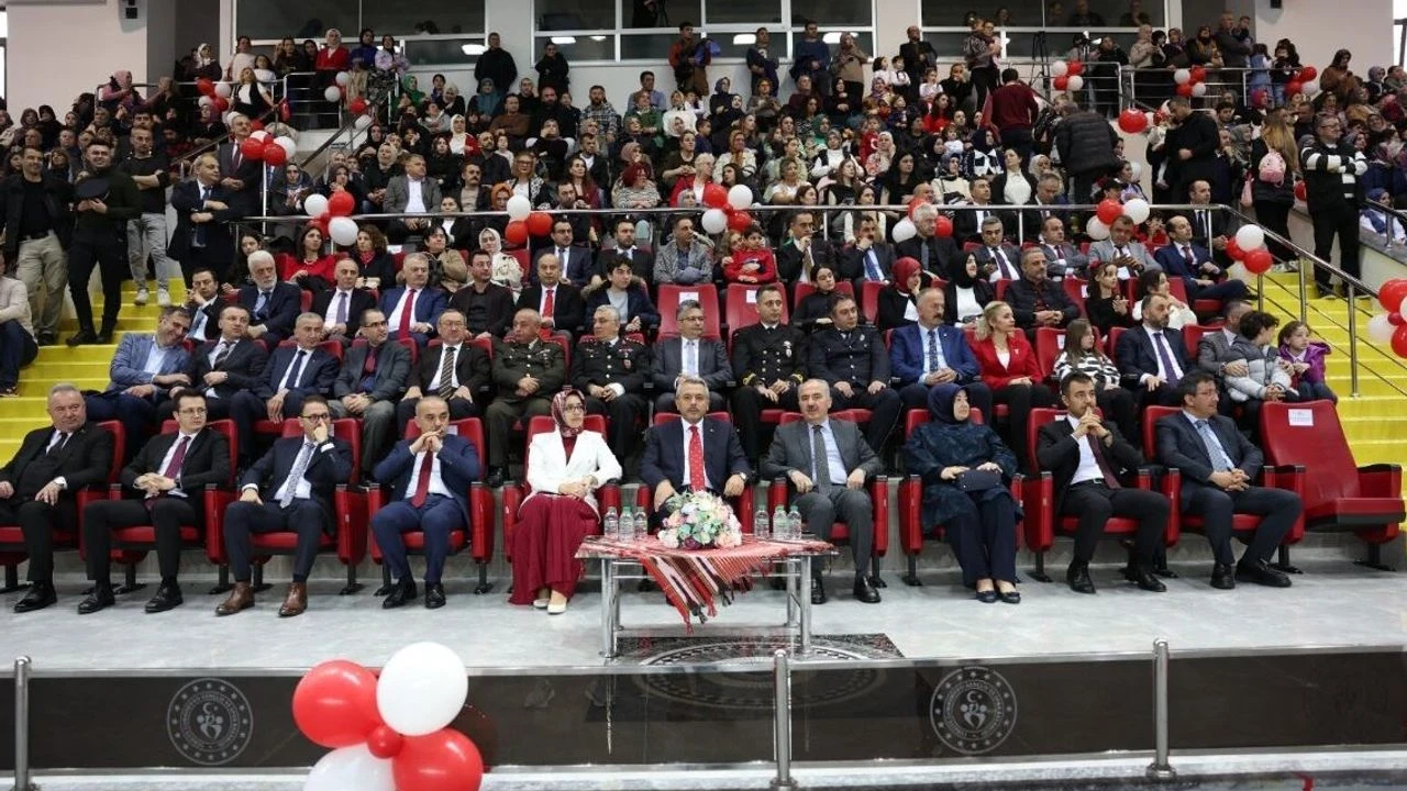 Rize, 23 Nisan Ulusal Egemenlik ve Çocuk Bayramı’nı Coşkuyla Kutladı