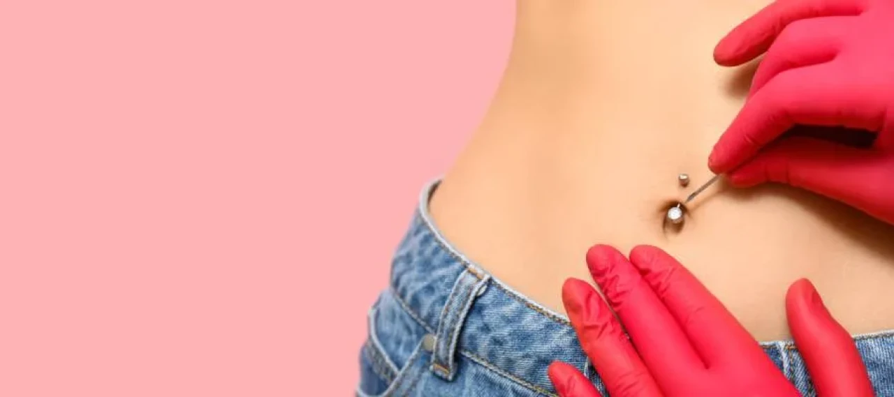 Göbek Deliği İltihabı Nedir? Belirtileri, Nedenleri ve Tedavi Yolları