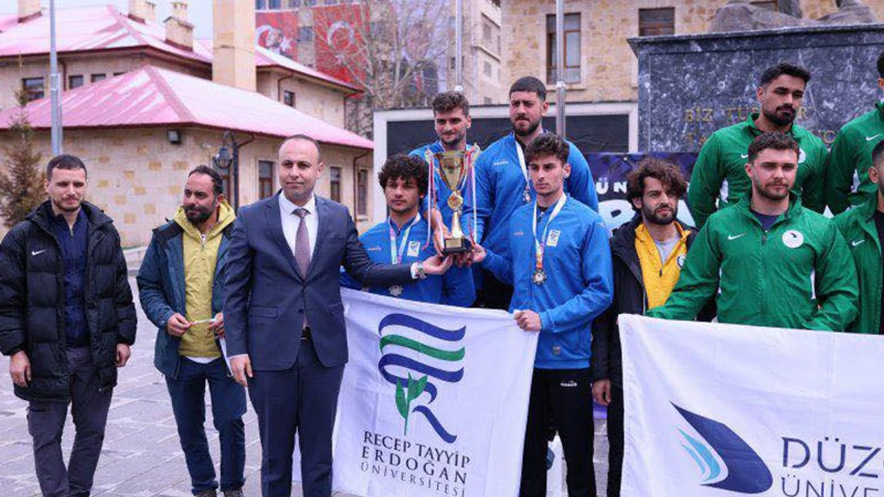 RTEÜ ÜNİLİG Rafting Türkiye Şampiyonası’nda Ödülleri Topladı