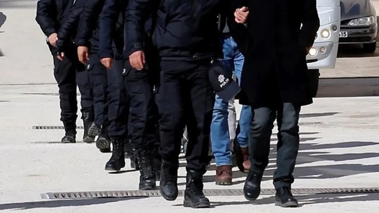 Adana'da terör operasyonu: 6 gözaltı