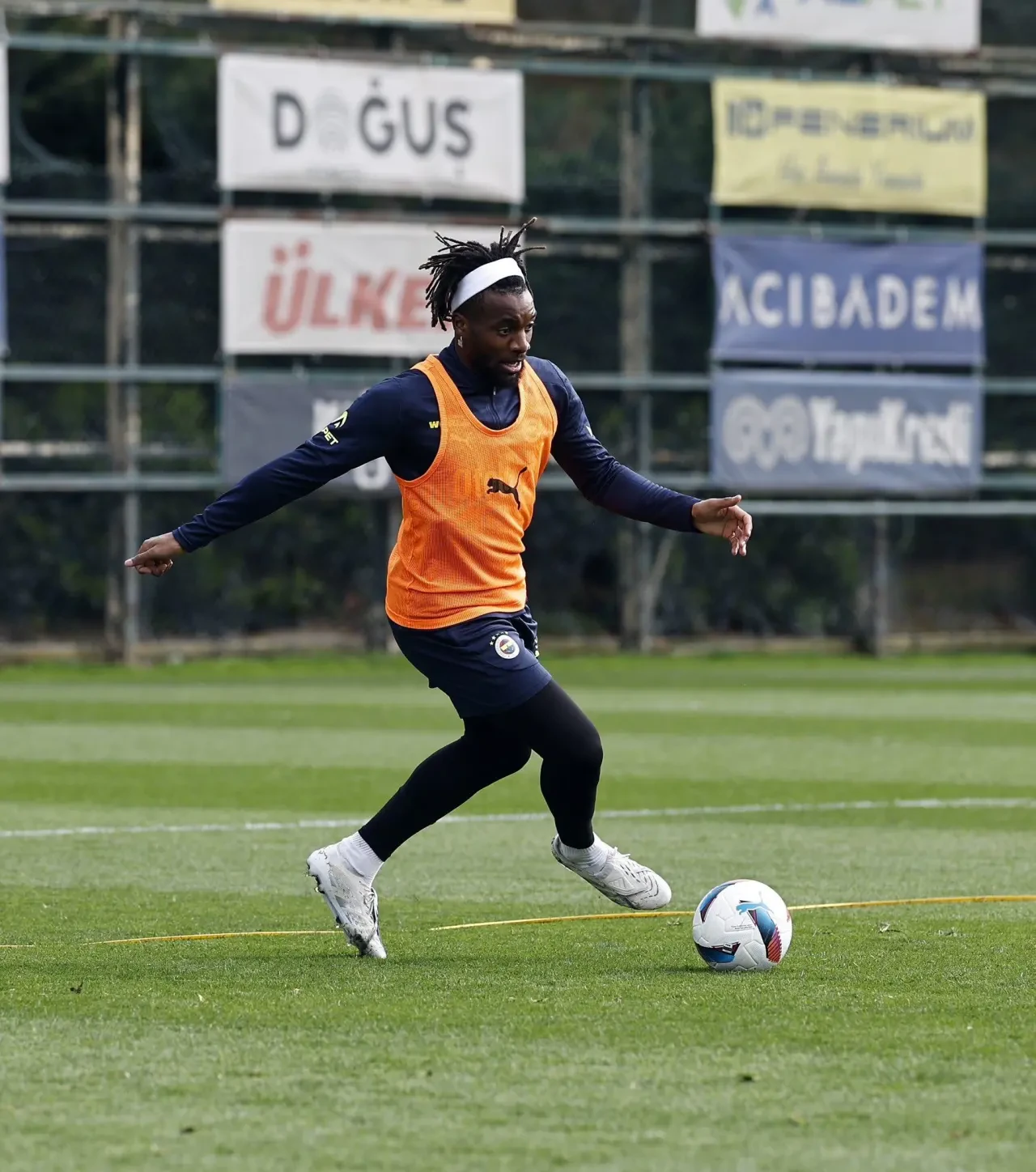 Fenerbahçe, Trabzonspor mesaisine başladı