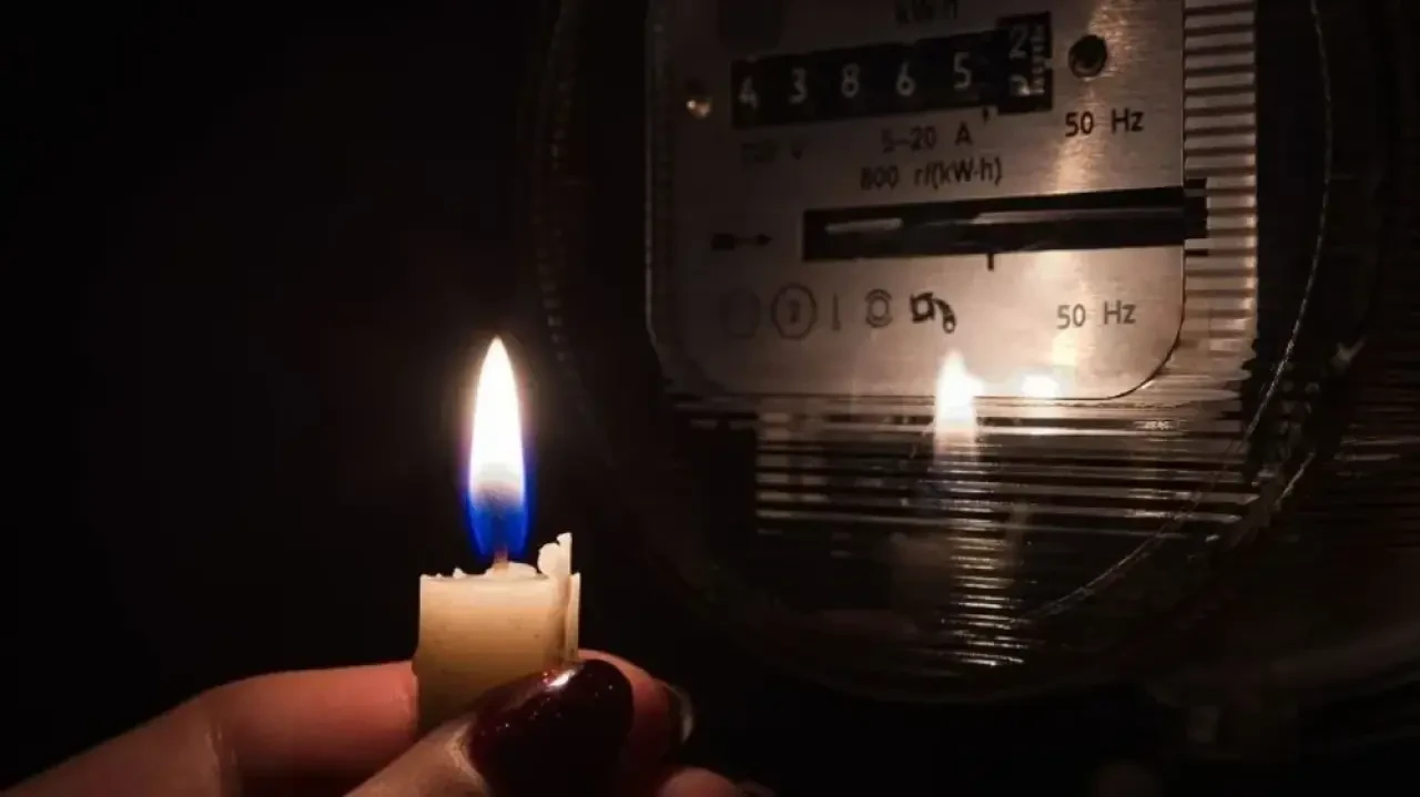 İzmir'de Büyük Elektrik Kesintisi! Birçok İlçe Etkilenecek, GDZ Elektrik Uyardı