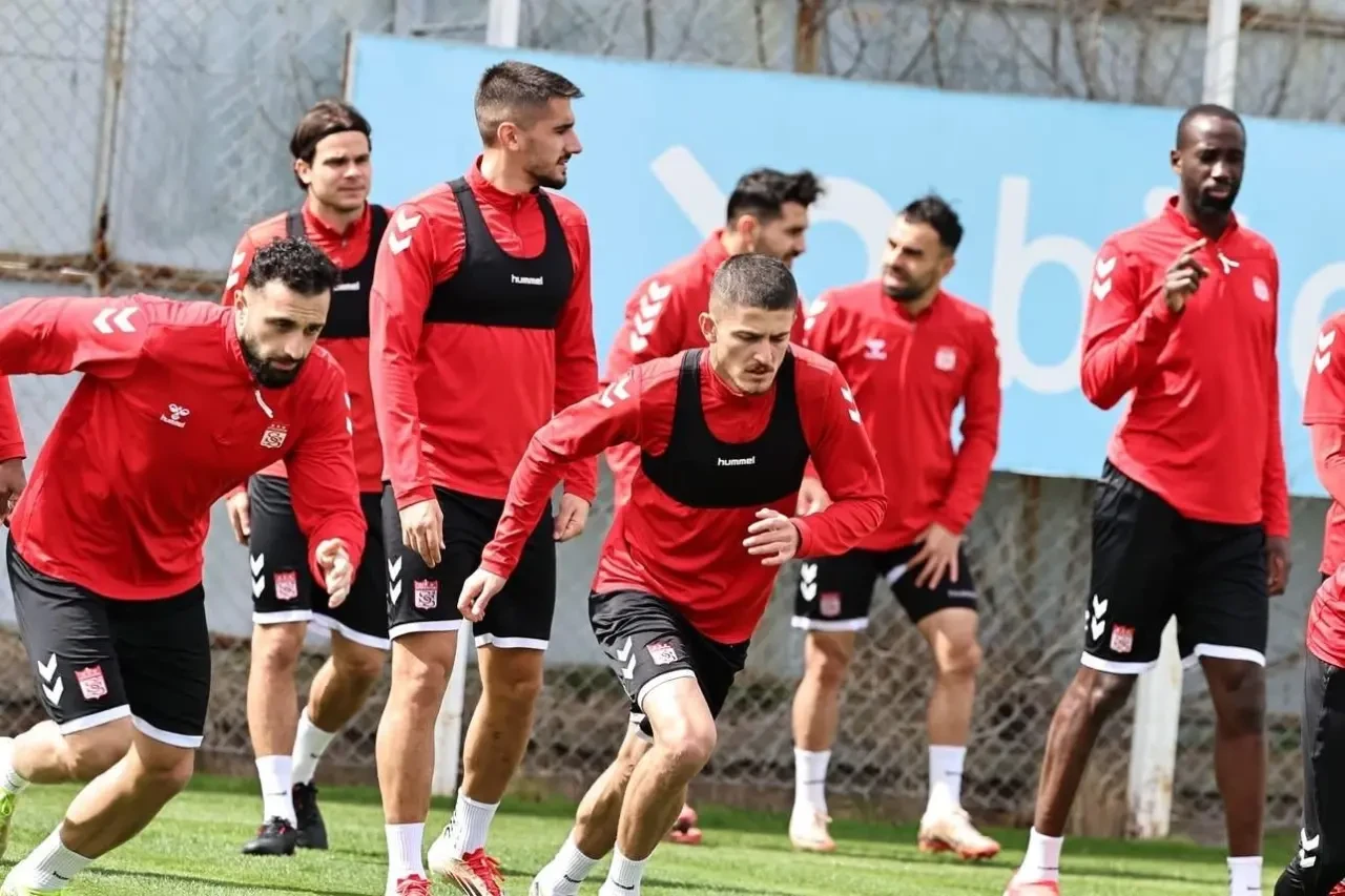 Sivasspor, Çaykur Rizespor mesaisinde