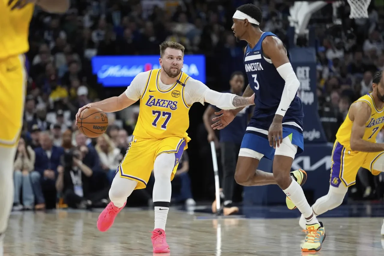 Timberwolves, Lakers karşısında öne geçti