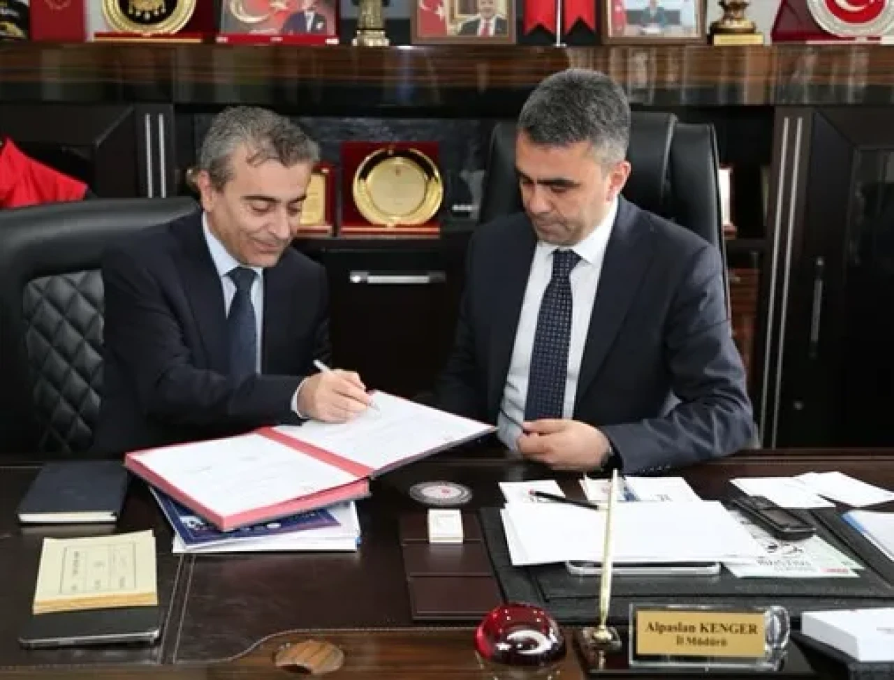 Erzurum’da Afet ve Acil Durumlara Karşı Kritik İş Birliği: Soğuk Hava Depoları Yedek Aşı Deposu Olarak Kullanılacak
