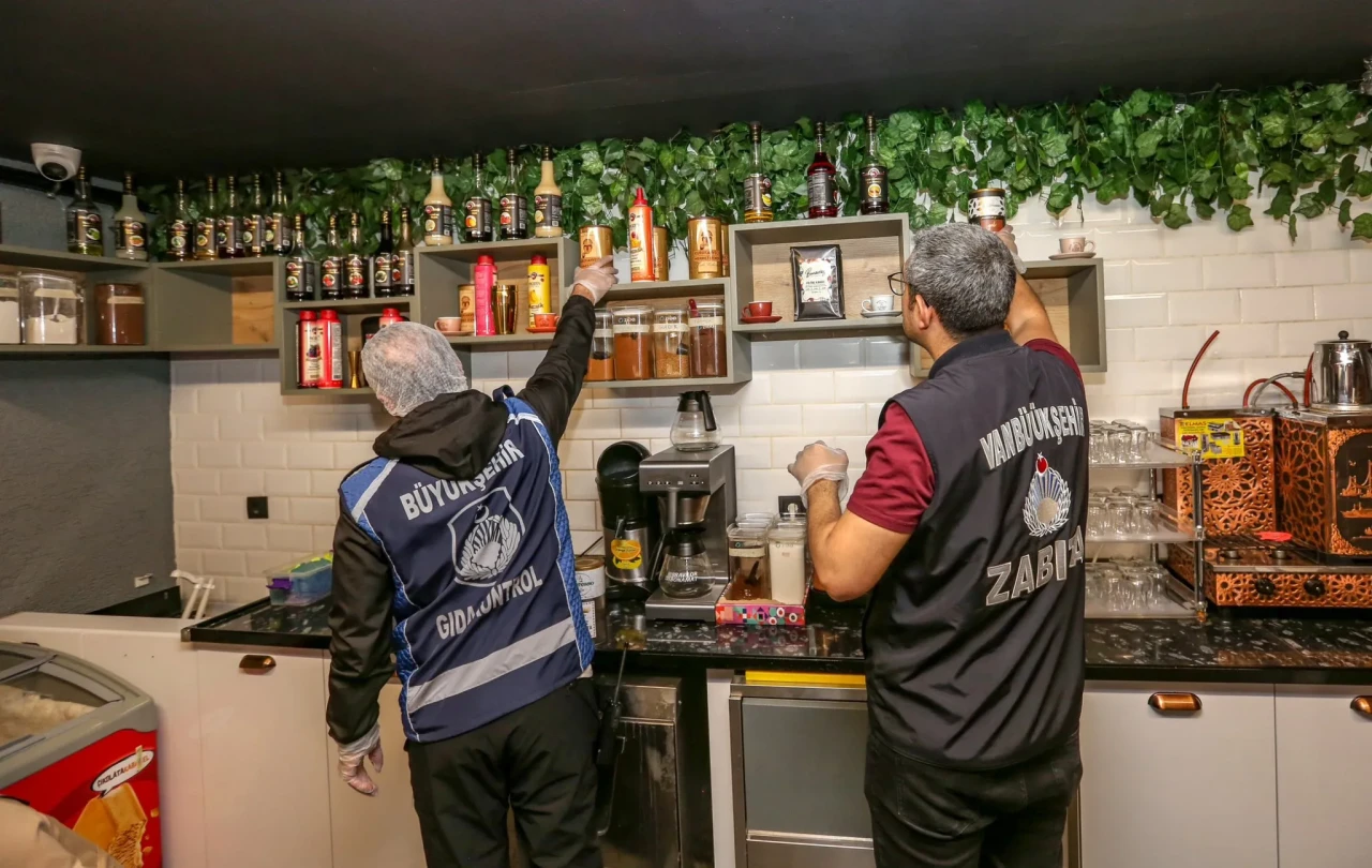 Van Büyükşehir Zabıtası’ndan Kafelere Hijyen Denetimi