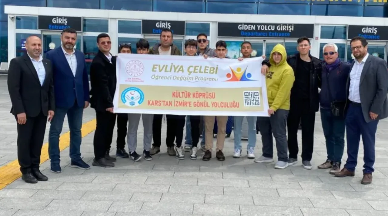 Kars’tan İzmir’e Kardeşlik Köprüsü: Öğrenci Değişim Programı Kültürel Bağları Güçlendirdi