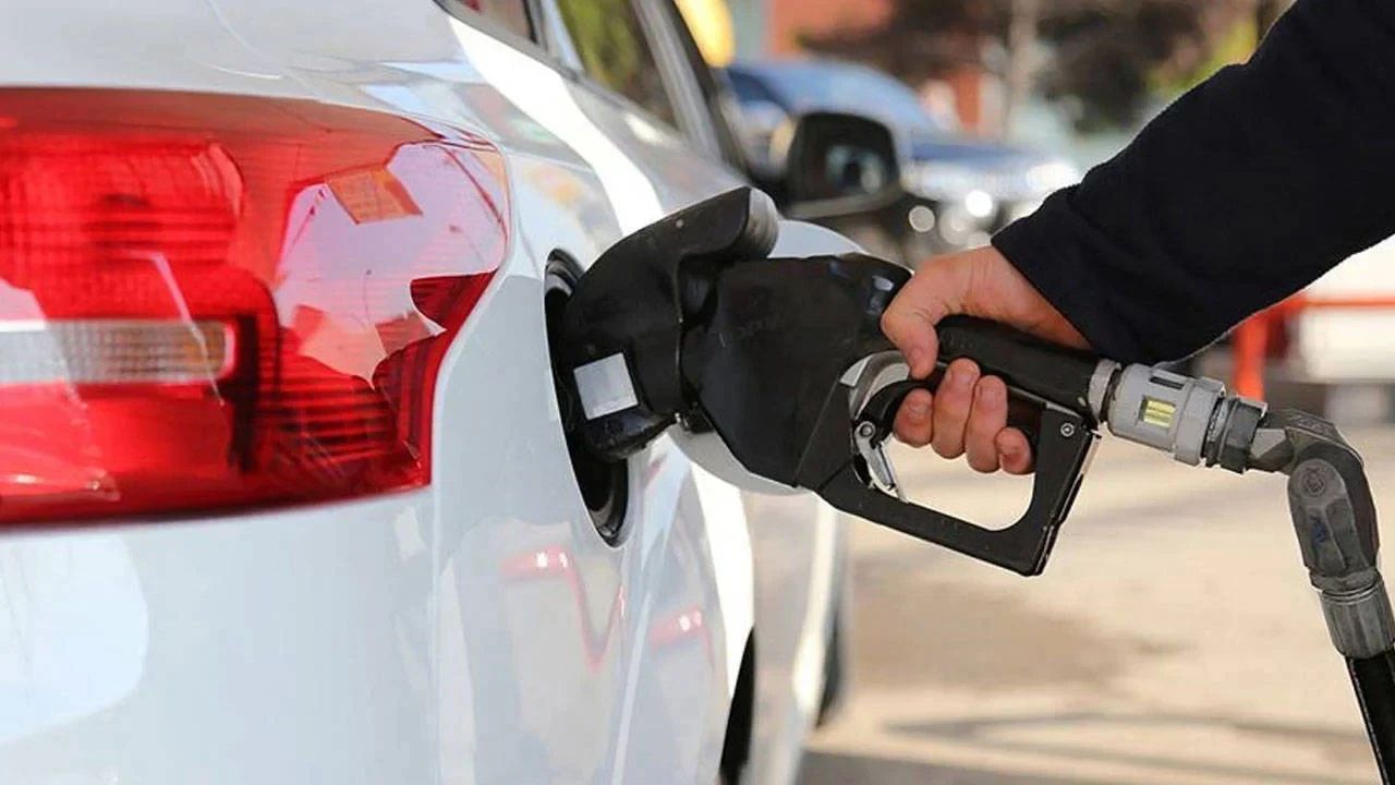 Motorine zam geldi: Fiyatlar, pompaya yansıdı