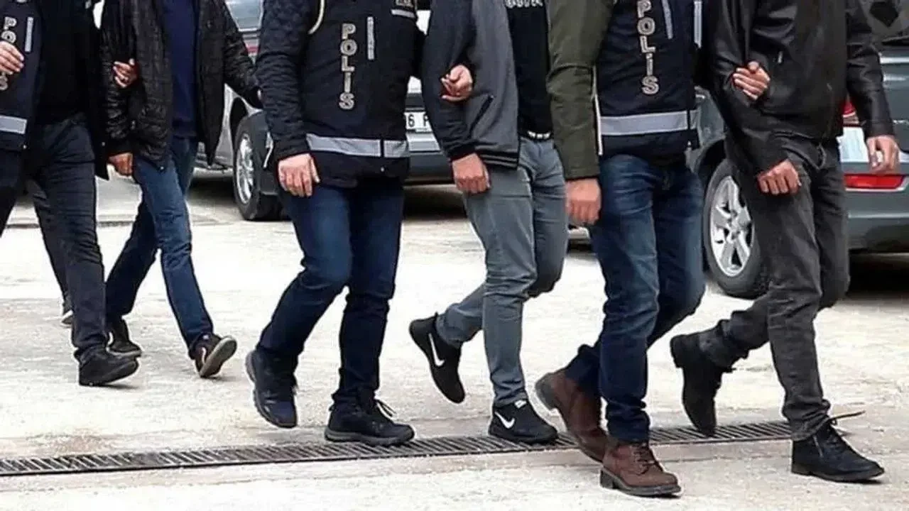 Antalya’dan Artvin’e uzanan suç ağına operasyon: 64 şüpheli yakalandı