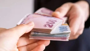 Emekli maaşları ve ikramiyeleri asgari ücrete eşitleniyor mu?