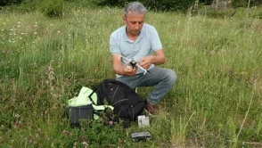 Dronla çekim yapan öğretmen, emekli meslektaşının isteğiyle yaylaları kayıt altına alıyor