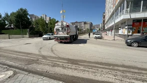 Doğubayazıt'ta modern süpürge araçlarıyla temizlik hizmetleri hız kazandı