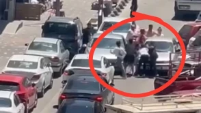Kahramanmaraş'ta ters yön krizi: Trafikte kavga ve ambulans geçişine engel!