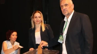 Öz Gıda İş Sendikası Doğu Karadeniz yeni başkanı Orhan Topaloğlu oldu, kurumsal adımlar atılıyor