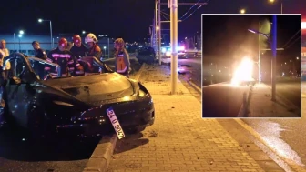 Malatya'da Tesla'nın aydınlatma direğine çarpması sonucu iki hemşire hayatını kaybetti