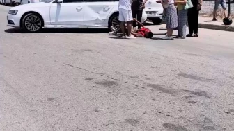 İskenderun'da Motosikletli Kurye Trafik Kazasında Yaralandı