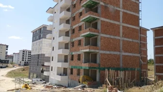 İnşaatta Ölüm: Erol T. Asansör Boşluğuna Düştü, Hayatını Kaybetti