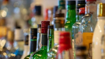 Sahte içki operasyonunda 1 ton 690 litre etil alkol ele geçirildi