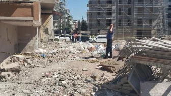 Kahramanmaraş'ta İnşaat Molozları 3 Çocuğu Yaraladı, Mahallede Panik!