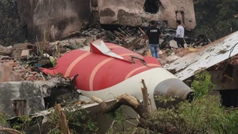 Hindistan'daki Air India kazasının nedeni: Yakıt akışı kesildi, motorlar durdu