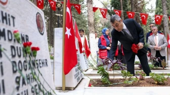Mersin'de 15 Temmuz Şehitleri İçin Anma Töreni Düzenlendi