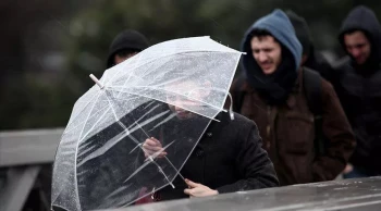 Meteoroloji uyarısı devam ediyor: Kuvvetli yağış ve fırtınaya dikkat