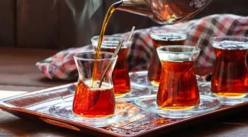 Türkiye'de çayın bilinmeyen tarihi: Cumhuriyet'in kalkınma projesiydi, 1950'lerde popülerleşti