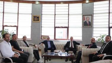 Cumhurbaşkanı Başdanışmanı Oktay Saral’dan Muş Alparslan Üniversitesi Rektörüne Ziyaret