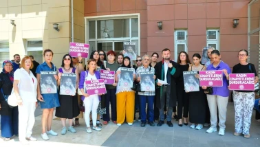 Boşanma sürecindeki cinayet davasında indirim tepkisi: "Bu karar kadın cinayetlerine cesaret veriyor"