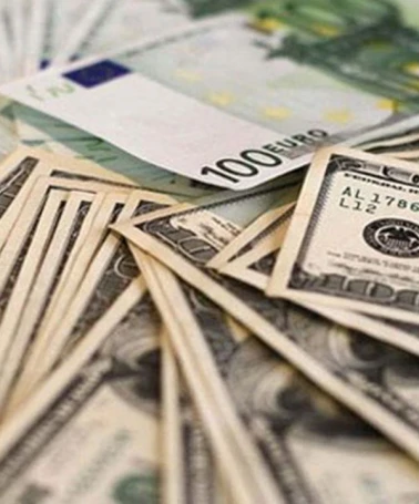 Dolar ve euroda yeni fiyatlar: Dolar 38,88 lira, euro 44,01 lira!