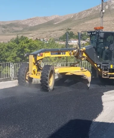Bayburt Belediyesi Fen İşleri Ekiplerinden Mahallelere Yoğun Mesai