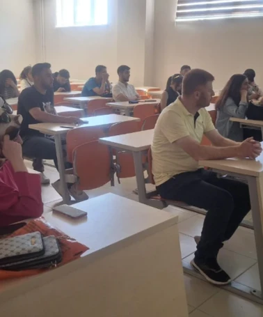 Bitlis Eren Üniversitesi'nde Kadına Yönelik Şiddete Karşı Farkındalık Etkinlikleri Düzenlendi