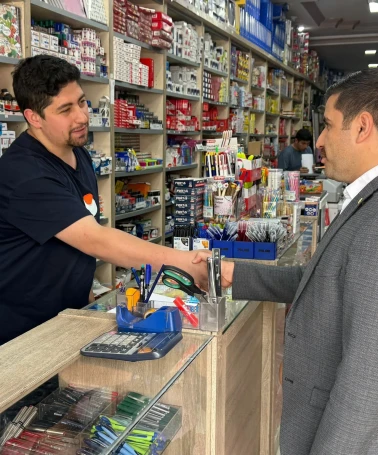 Özalp Kaymakamı Rahmi Bulut’tan Cumhuriyet Mahallesi Esnafına Ziyaret