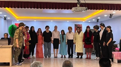 Pazar Belediyesi, Turizm Haftası'nda Kız Kulesi'nde zengin kültürel program düzenledi