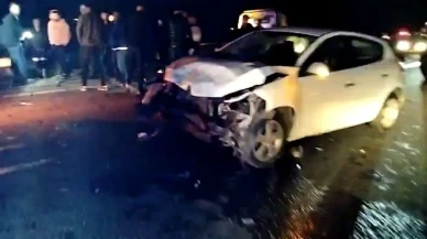 Şanlıurfa’da iki otomobil kafa kafaya çarpıştı: 1 ölü, 7 yaralı