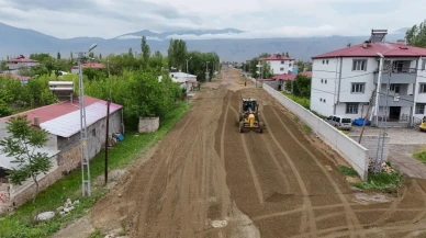 Iğdır Belediyesi'nden Şehir Genelinde Temizlik ve Altyapı Hamlesi