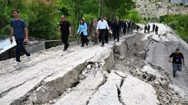 Erzurum Valisi Çiftçi, Uzundere'deki Toprak Kayması Bölgesinde İncelemelerde Bulundu