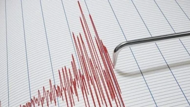 Akdeniz'de 4.4 büyüklüğünde deprem, derinliği 8.99 km olarak açıklandı