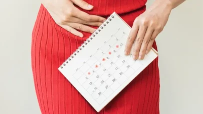 Regl (Adet) Gecikmesi Neden Olur? Adet Gecikmesi Belirtileri Nelerdir?