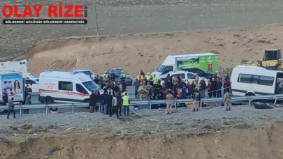 Van’da Büyük Trafik Kazası: 8 Ölü, 12 Yaralı!