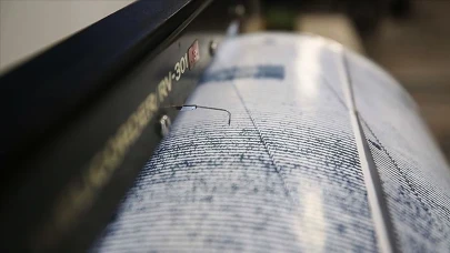 İstanbul'da deprem dolayısıyla okullar 2 gün tatil edildi!