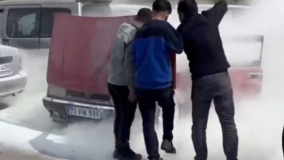 Diyarbakır’da Tofaş otomobil muayene sırasında tutuştu