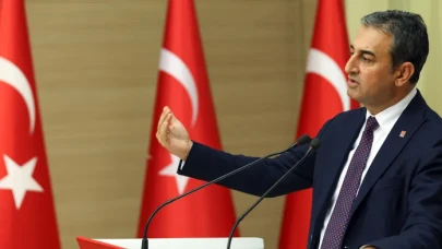 Burhanettin Bulut'tan, TRT'ye Tepki: " Kamu Yayıncısı TRT’yi, Saray’ın Borazanına Çevirdiniz"
