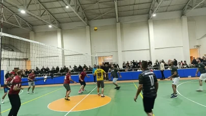 Ağrı’nın En Büyük Voleybol Turnuvası Başladı