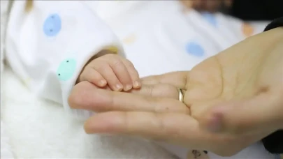 Doğum yardımı e-devlet üzerinden başladı: Kimler yararlanabilecek?