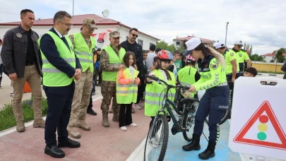 Iğdır’da Trafik Haftası Etkinlikleriyle Bilinçli Nesiller Yetişiyor