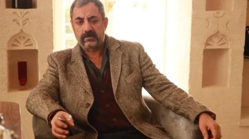 Uzak Şehir dizisindeki Nadim karakteri öldü mü? Nazmi Kırık'ın diziden ayrılışı gerçekleşti mi?